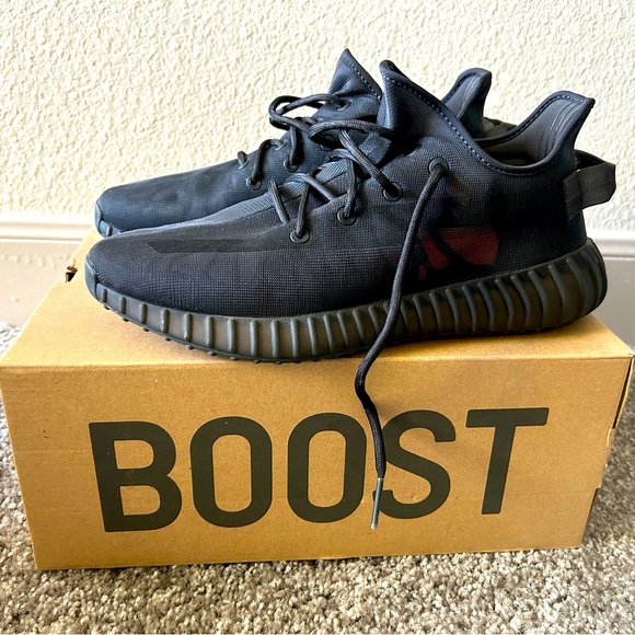 Men’s Yeezy Boost